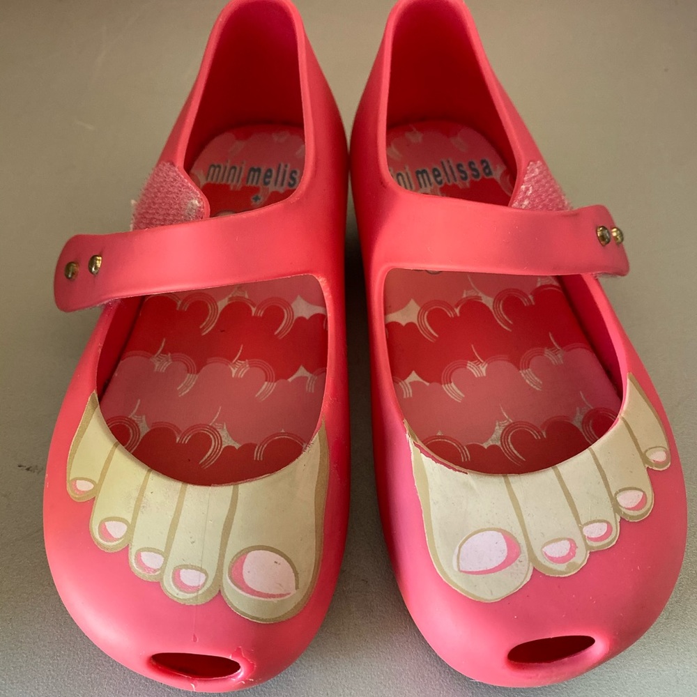 Hard to find Ronaldo FragaxMini Melissa toes